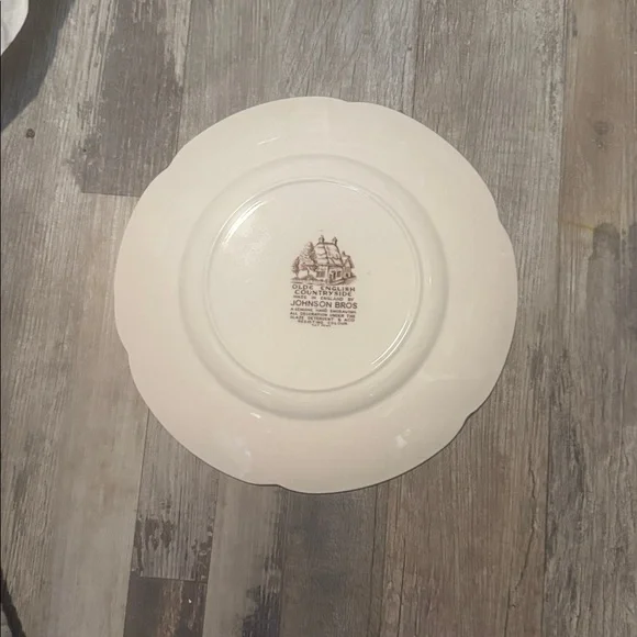 Johnson Brothers Brown and Cream Dinner Plate - Picture 3 of 4